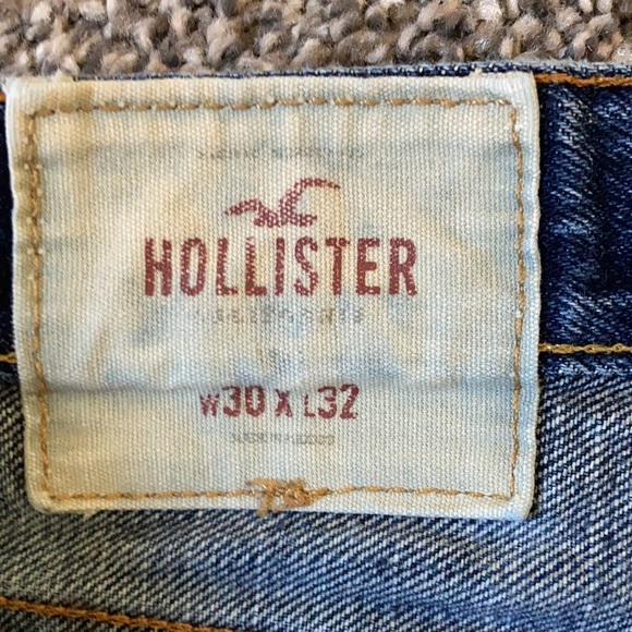 Hollister jeans size W30xL32 in great shape - Picture 2 of 3